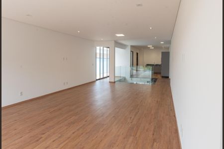 Casa de condomínio para alugar com 380m², 5 quartos e 4 vagasSala 2