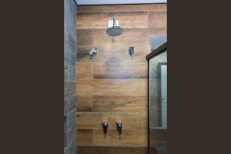 Casa de condomínio para alugar com 380m², 5 quartos e 4 vagasBanheiro Social