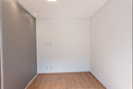 Casa de condomínio para alugar com 380m², 5 quartos e 4 vagasSuíte 3