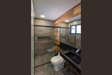 Casa de condomínio para alugar com 380m², 5 quartos e 4 vagasBanheiro Social