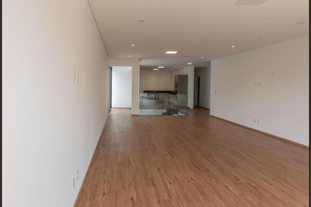 Casa de condomínio para alugar com 380m², 5 quartos e 4 vagasSala 2