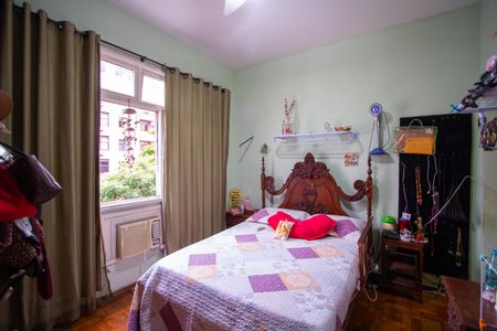 Apartamento à venda com 130m², 3 quartos e 1 vagaSuíte