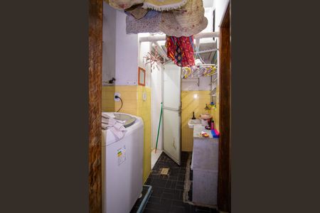 Apartamento à venda com 130m², 3 quartos e 1 vagaÁrea de Serviço