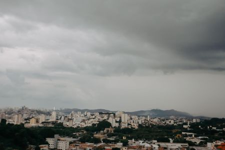 Casa à venda com 360m², 7 quartos e 3 vagasvista