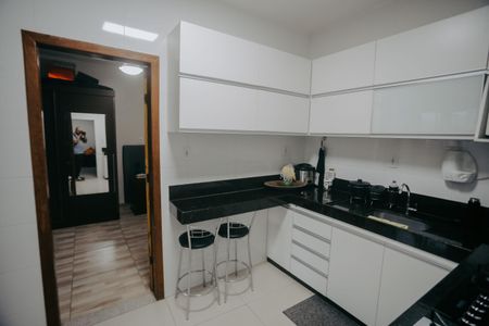 Casa à venda com 360m², 7 quartos e 3 vagascozinha 6