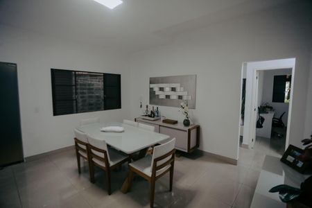 Casa à venda com 360m², 7 quartos e 3 vagasSala de Jantar