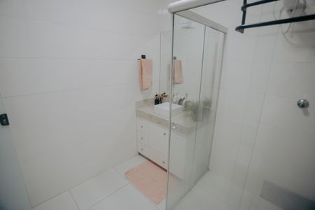 Casa à venda com 360m², 7 quartos e 3 vagasBanheiro 2