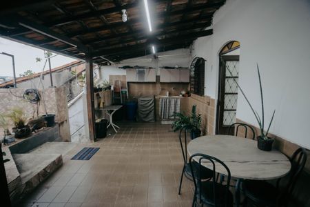 Casa à venda com 360m², 7 quartos e 3 vagasvaranda