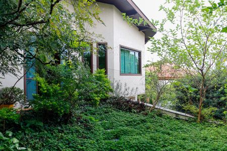 Casa à venda com 263m², 4 quartos e 3 vagasFachada