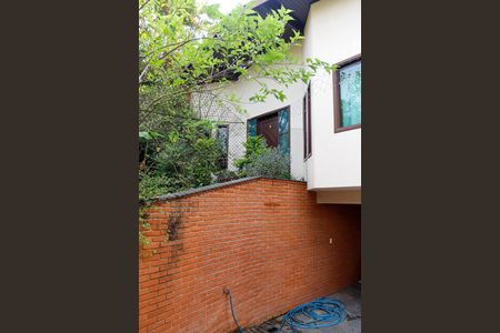 Casa à venda com 263m², 4 quartos e 3 vagasFachada