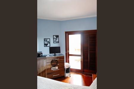 Casa à venda com 263m², 4 quartos e 3 vagasQuarto 3 - Suíte