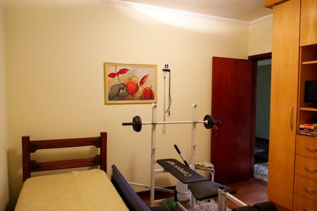 Casa à venda com 263m², 4 quartos e 3 vagasQuarto 2