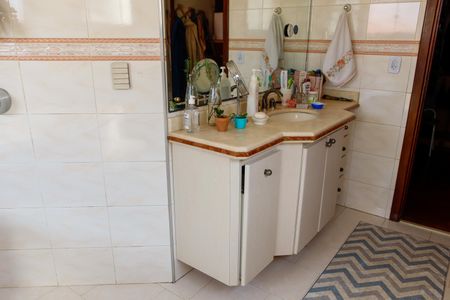 Casa à venda com 263m², 4 quartos e 3 vagasBanheiro da Suíte 3