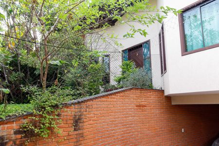 Casa à venda com 263m², 4 quartos e 3 vagasFachada