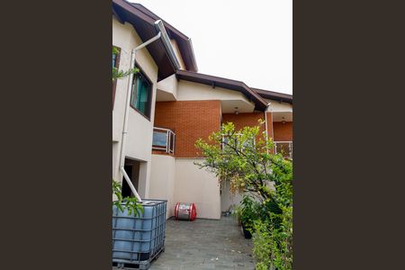 Casa à venda com 263m², 4 quartos e 3 vagasFachada