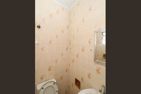 Apartamento para alugar com 70m², 2 quartos e sem vagaBanheiro