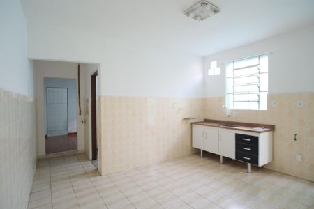 Casa à venda com 138m², 3 quartos e 2 vagasCozinha 1