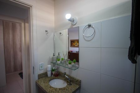 Apartamento para alugar com 52m², 2 quartos e 1 vaga Apartamento para alugar com 52m², 2 quartos e 1 vagaBanheiro