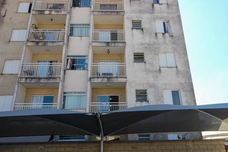 Apartamento para alugar com 52m², 2 quartos e 1 vaga Apartamento para alugar com 52m², 2 quartos e 1 vagaFachada