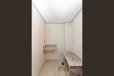 Apartamento à venda com 77m², 3 quartos e 2 vagasBanheiro Social