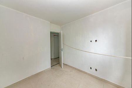 Apartamento à venda com 77m², 3 quartos e 2 vagasQuarto 3
