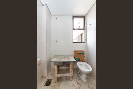 Apartamento à venda com 77m², 3 quartos e 2 vagasBanheiro Social