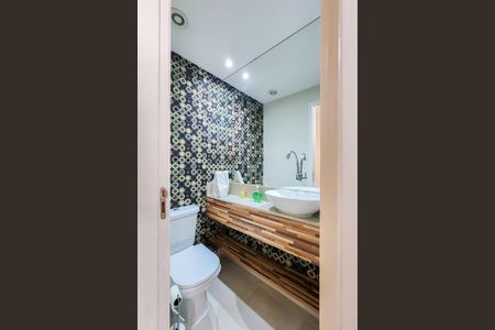 Apartamento à venda com 156m², 3 quartos e 3 vagasBanheiro de Serviço