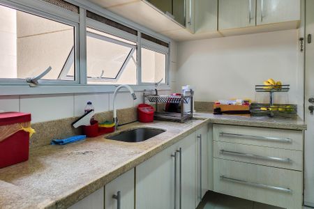 Apartamento à venda com 156m², 3 quartos e 3 vagasCozinha