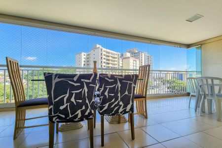 Apartamento à venda com 156m², 3 quartos e 3 vagasVaranda Gourmet