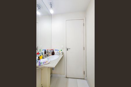 Apartamento à venda com 156m², 3 quartos e 3 vagasBanheiro da Suíte 1