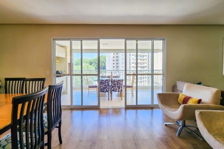 Apartamento à venda com 156m², 3 quartos e 3 vagasSala