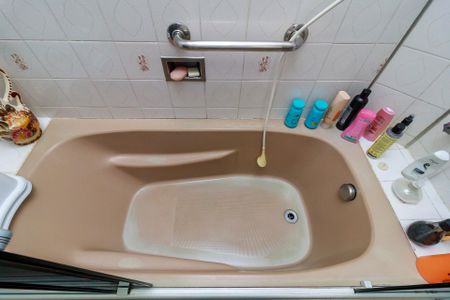 Casa à venda com 100m², 3 quartos e 4 vagas Casa à venda com 100m², 3 quartos e 4 vagasBanheiro