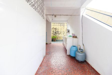 Casa à venda com 100m², 3 quartos e 4 vagas Casa à venda com 100m², 3 quartos e 4 vagasÁrea de Serviço