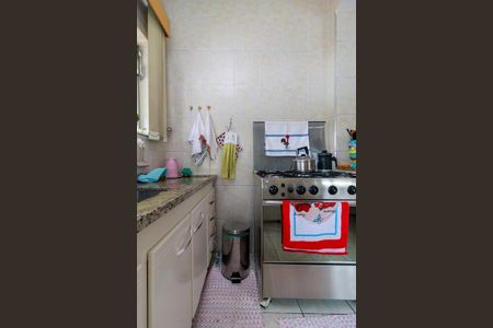 Casa à venda com 100m², 3 quartos e 4 vagas Casa à venda com 100m², 3 quartos e 4 vagasCozinha