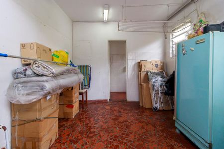 Casa à venda com 100m², 3 quartos e 4 vagas Casa à venda com 100m², 3 quartos e 4 vagasÁrea de Serviço - Quarto