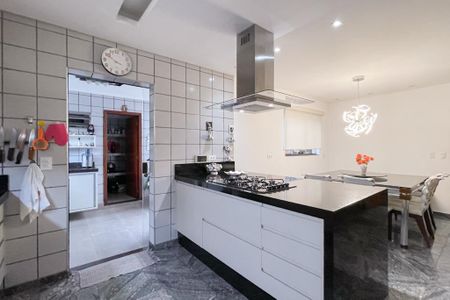 Casa à venda com 165m², 3 quartos e 4 vagasCozinha