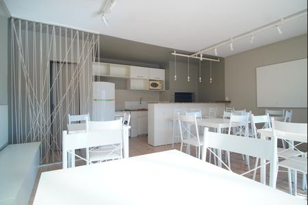 Casa de condomínio à venda com 46m², 2 quartos e 2 vagasÁrea Comum - Salão de Festas