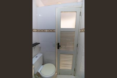 Casa à venda com 200m², 2 quartos e sem vaga Casa à venda com 200m², 2 quartos e sem vagaBanheiro