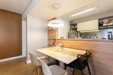 Apartamento à venda com 79m², 2 quartos e 1 vaga Apartamento à venda com 79m², 2 quartos e 1 vagaSala