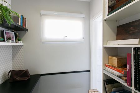 Apartamento à venda com 79m², 2 quartos e 1 vaga Apartamento à venda com 79m², 2 quartos e 1 vagaEscritório