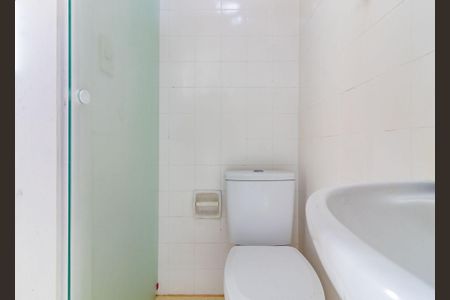Apartamento para alugar com 100m², 3 quartos e 1 vaga Apartamento para alugar com 100m², 3 quartos e 1 vagaBanheiro de serviço