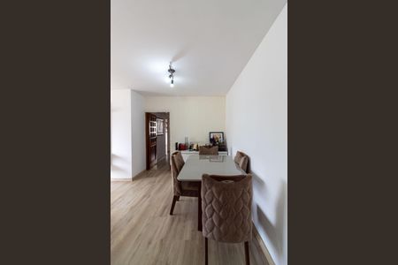 Apartamento para alugar com 100m², 3 quartos e 1 vaga Apartamento para alugar com 100m², 3 quartos e 1 vagaSala de jantar