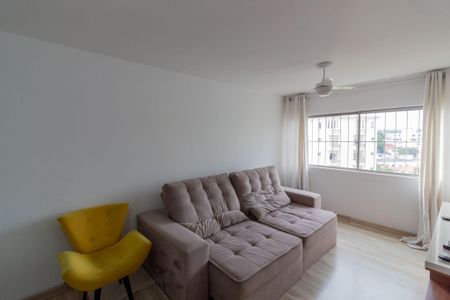 Apartamento para alugar com 100m², 3 quartos e 1 vaga Apartamento para alugar com 100m², 3 quartos e 1 vagaSala de estar