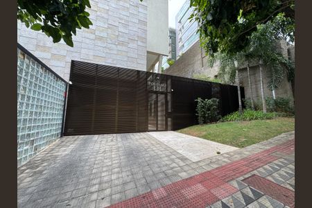 Apartamento à venda com 162m², 3 quartos e 3 vagasFachada