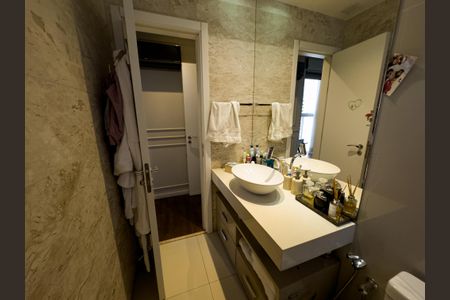 Apartamento à venda com 162m², 3 quartos e 3 vagasBanheiro