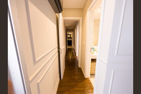 Apartamento à venda com 162m², 3 quartos e 3 vagasCorredor