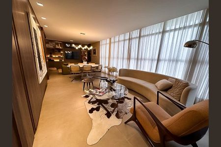 Apartamento à venda com 162m², 3 quartos e 3 vagasSala