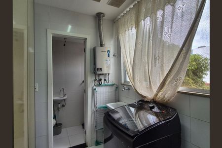 Apartamento à venda com 83m², 3 quartos e 1 vagaÁrea de Serviço