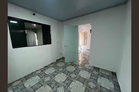 Casa para alugar com 80m², 2 quartos e 1 vaga Casa para alugar com 80m², 2 quartos e 1 vagaQuarto 1