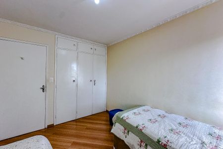 Apartamento para alugar com 77m², 2 quartos e 1 vagaQuarto 1